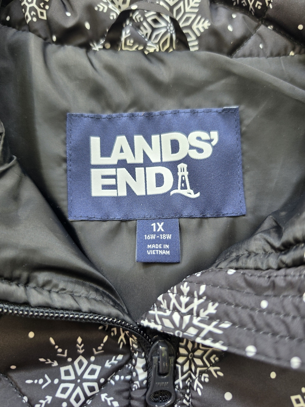 Lands End Womens 1X Black White Snowflake Quilted Puffer Vest - Picture 2 of 5